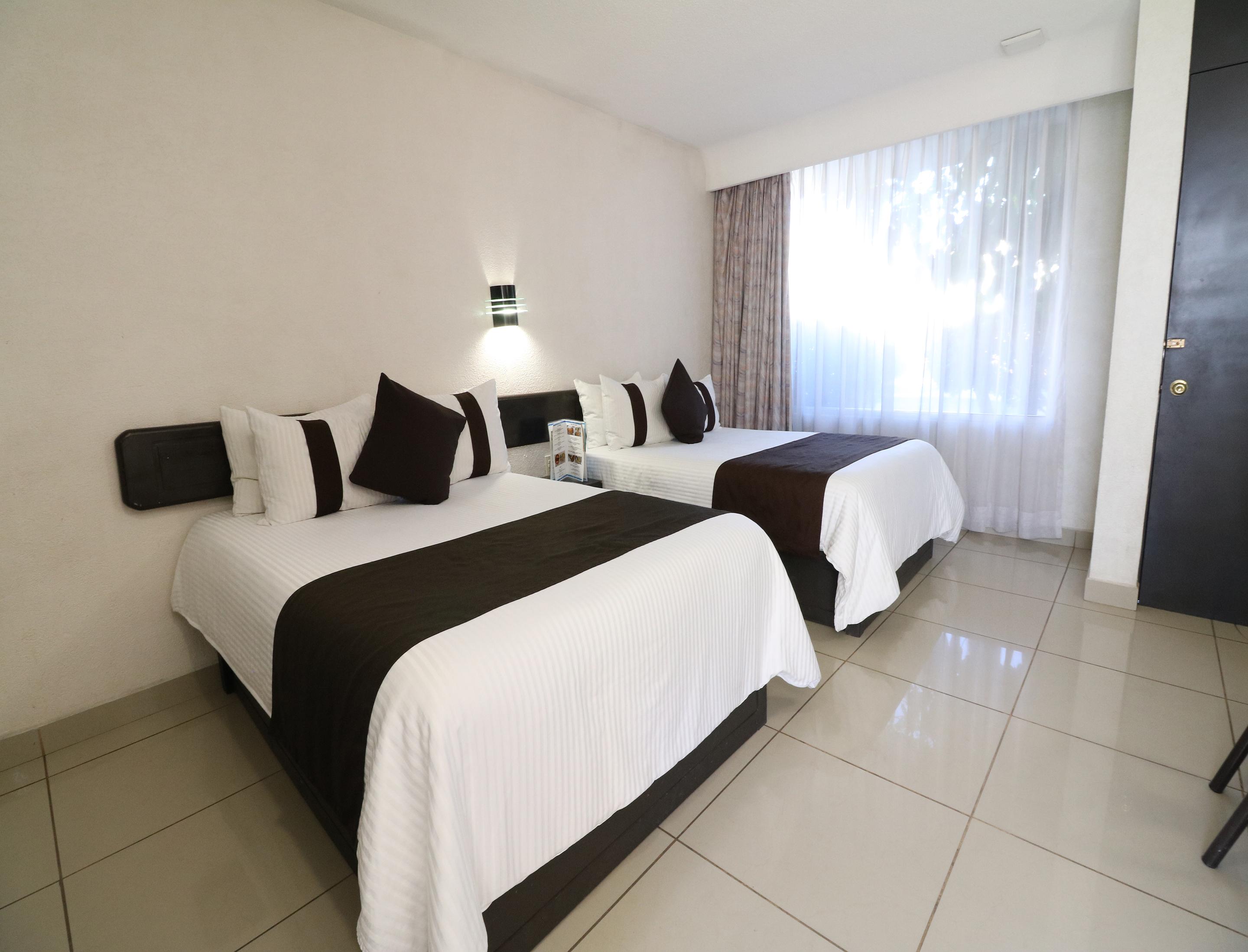 Hotel Mision Express Aguascalientes Zona Norte Zewnętrze zdjęcie